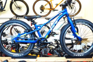 <span / ストンパープライム20 ブルー</span> <span / ストンパープライム20 ブルー</span>