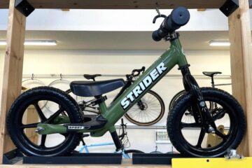 ストライダースポーツの2026年限定カラー　モス