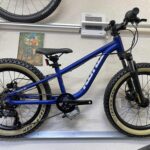 20インチの本格MTB KONA / HONZO20 ラズリブルー